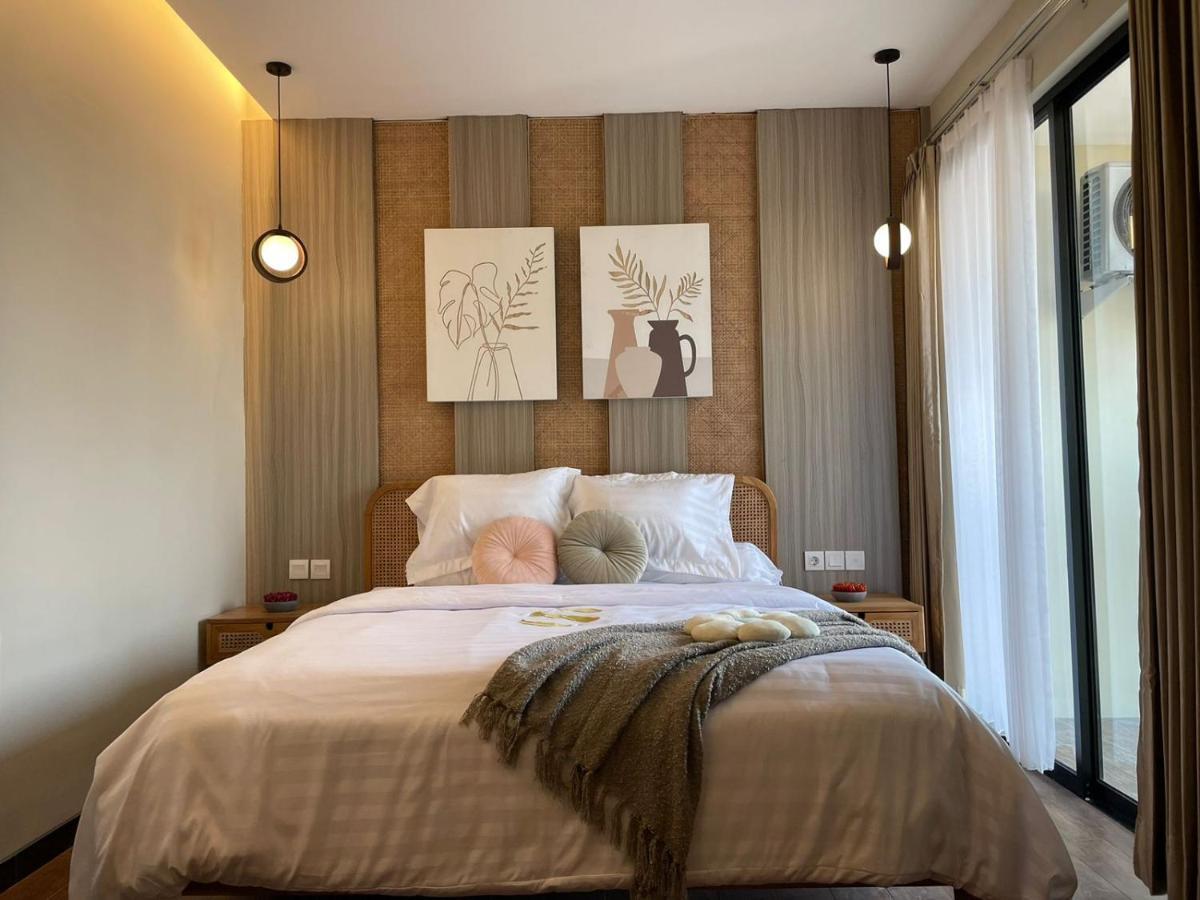 Stay.Vie Hotel Surabaya Luaran gambar