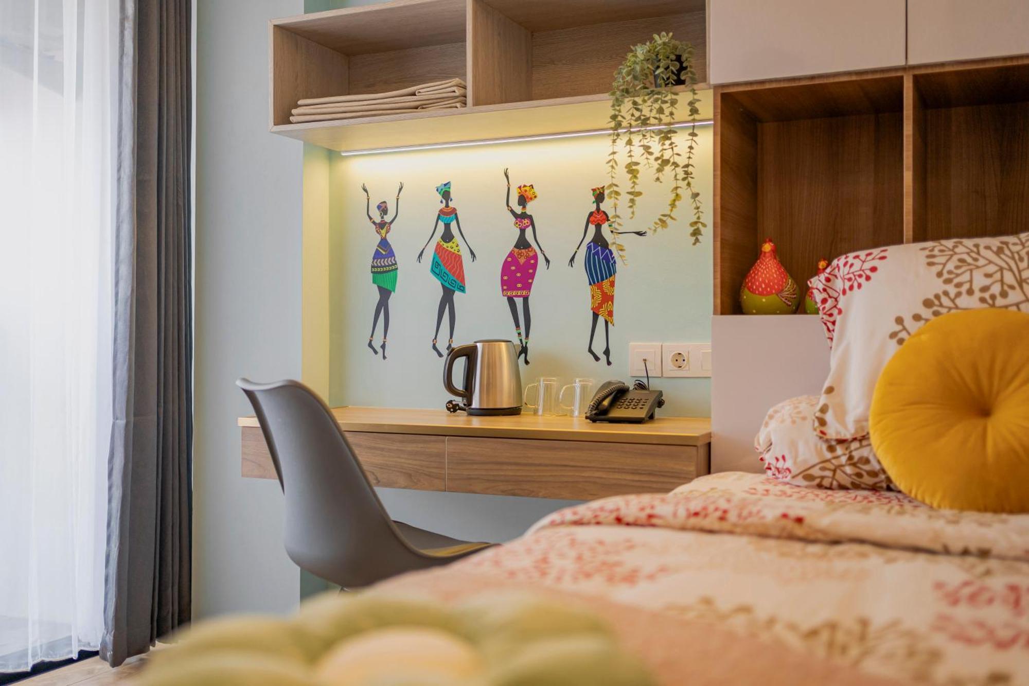 Stay.Vie Hotel Surabaya Luaran gambar