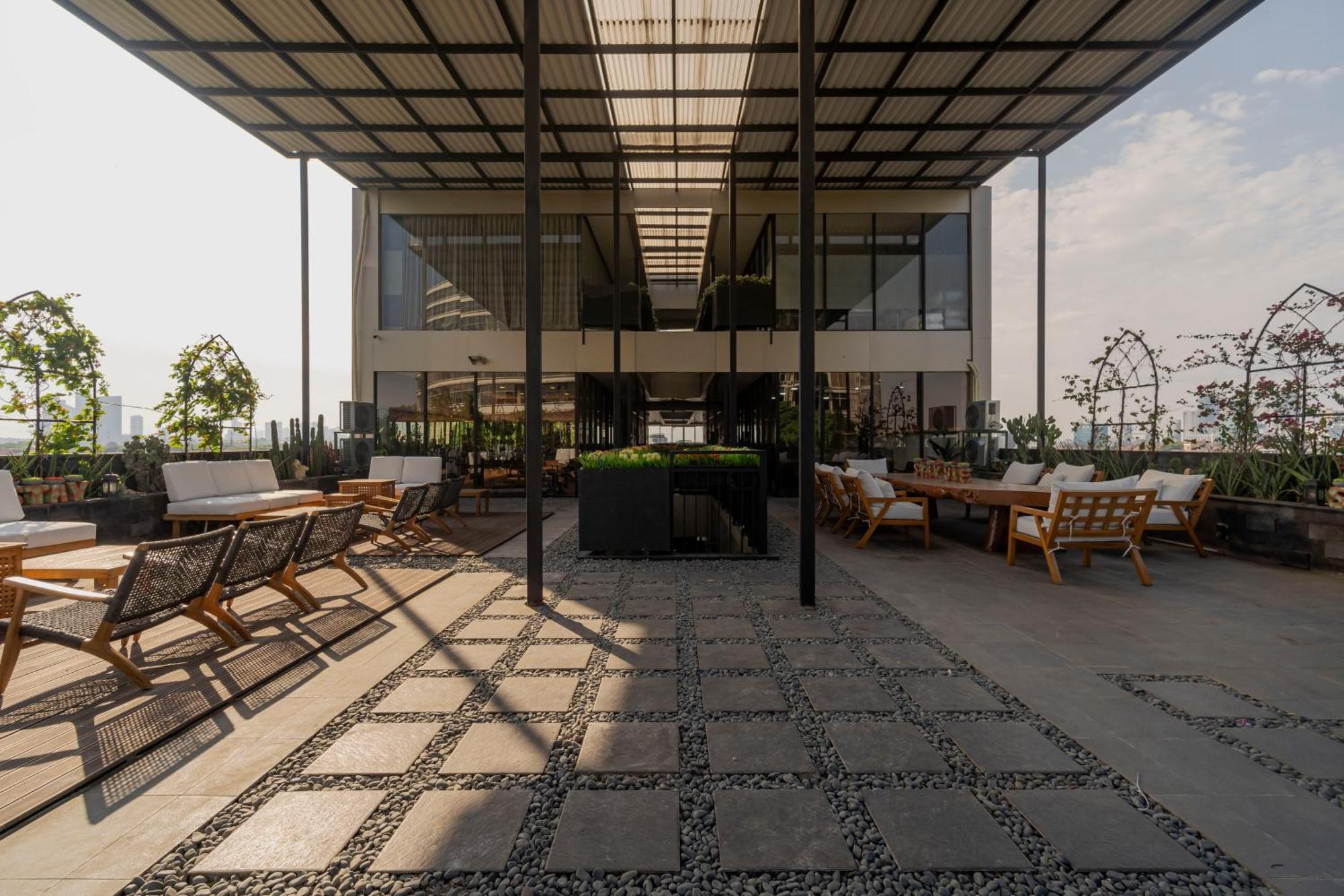 Stay.Vie Hotel Surabaya Luaran gambar