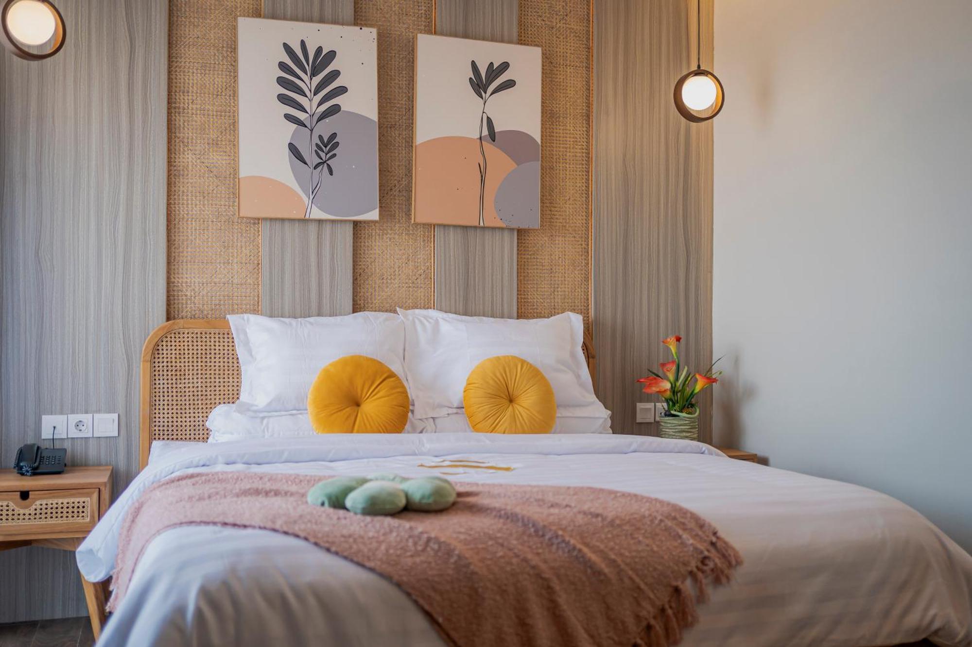 Stay.Vie Hotel Surabaya Luaran gambar