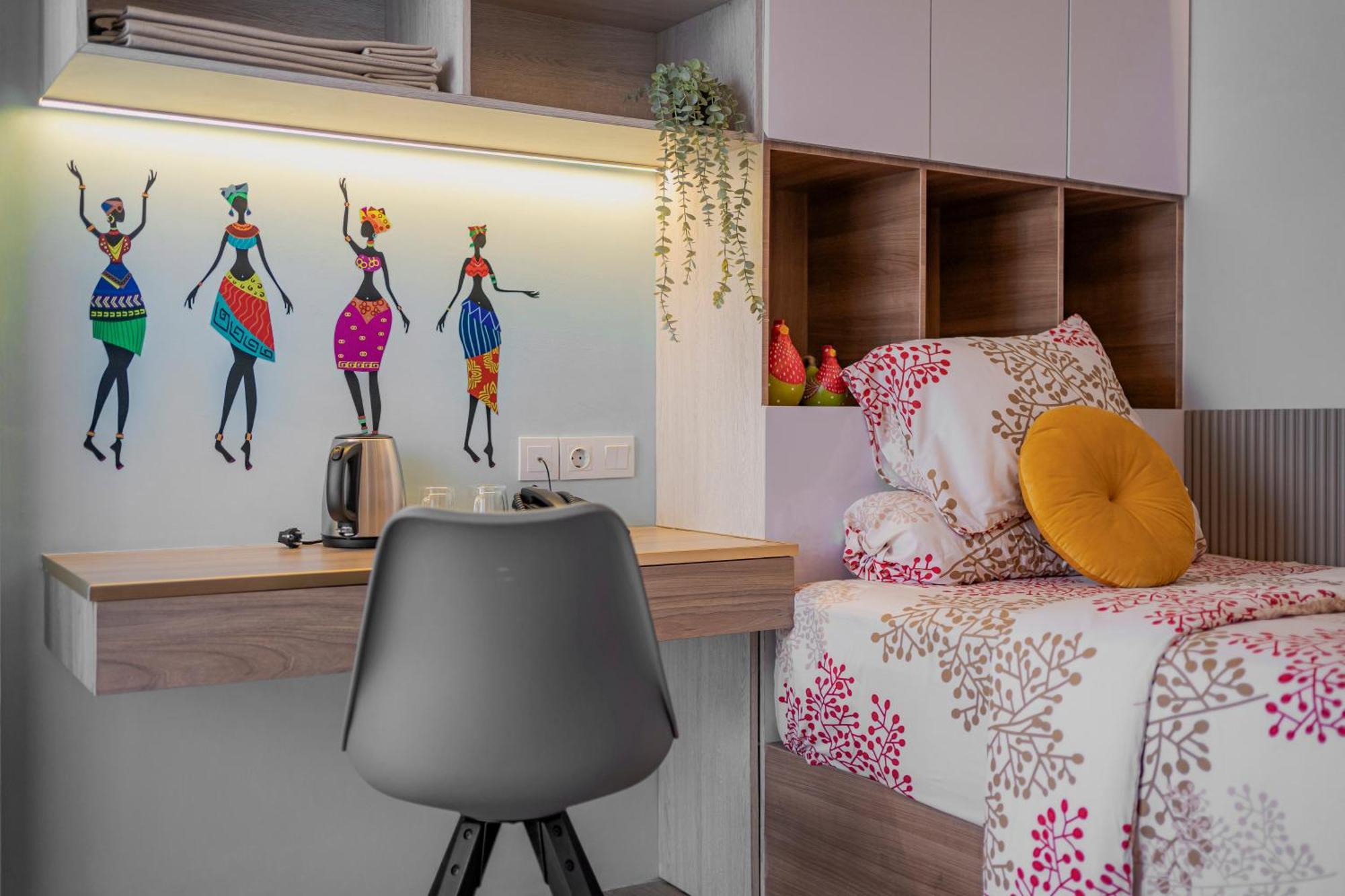 Stay.Vie Hotel Surabaya Luaran gambar