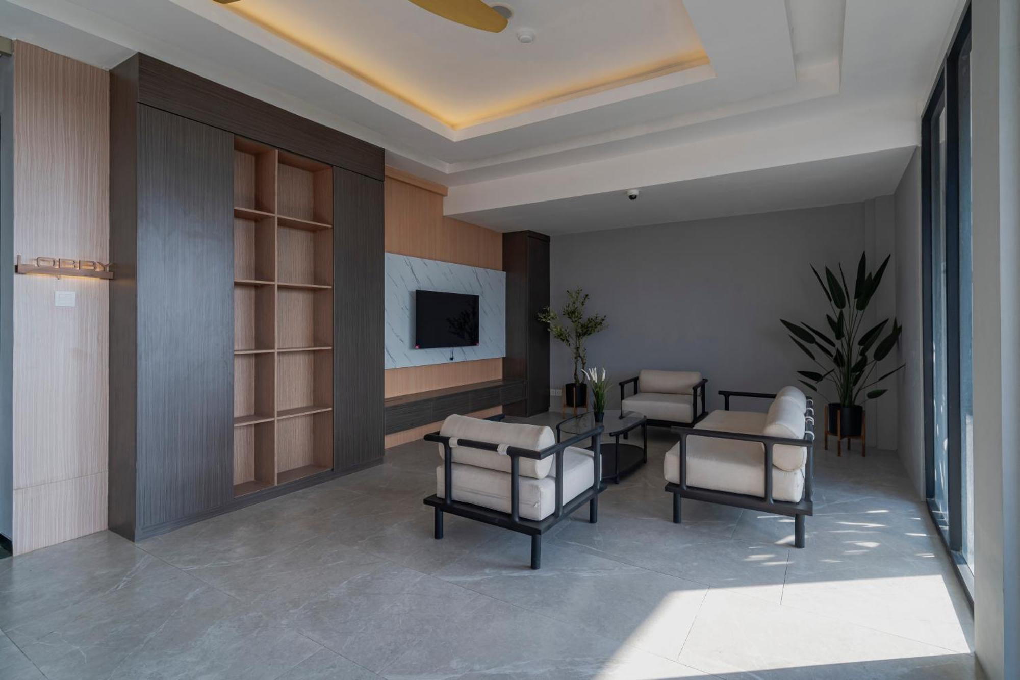 Stay.Vie Hotel Surabaya Luaran gambar